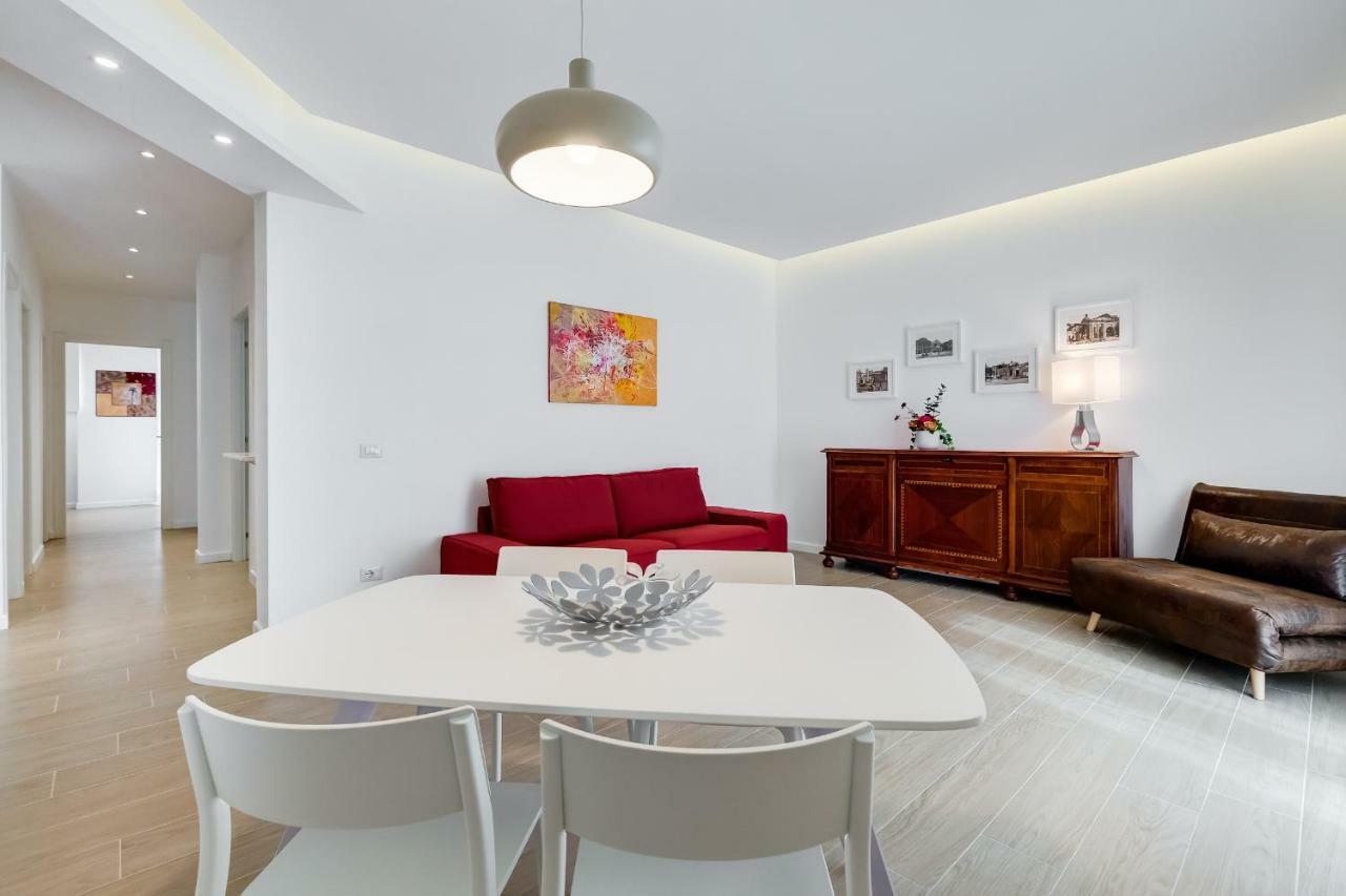 Lovely 3 Close Trastevere Station Apartment Rome